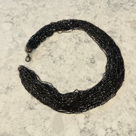 necklace - beaded - Picture 1 of 5